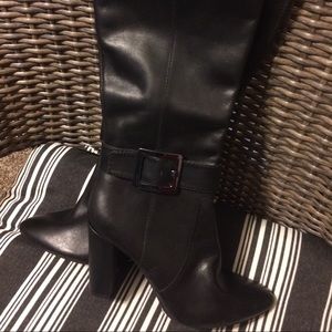 Bandolino Bdellura boots size 6.5 Black
